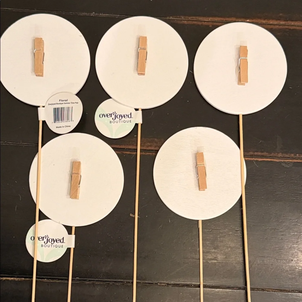 Wooden Sunshine Signs - Natural and White - on sticks